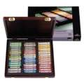 Coffret en bois de pastels Rembrandt, 45 pastels